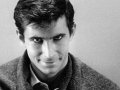 STUDY SHOWS GIN DRINKERS ARE MOST LIKELY TO BE PSYCHOPATHS